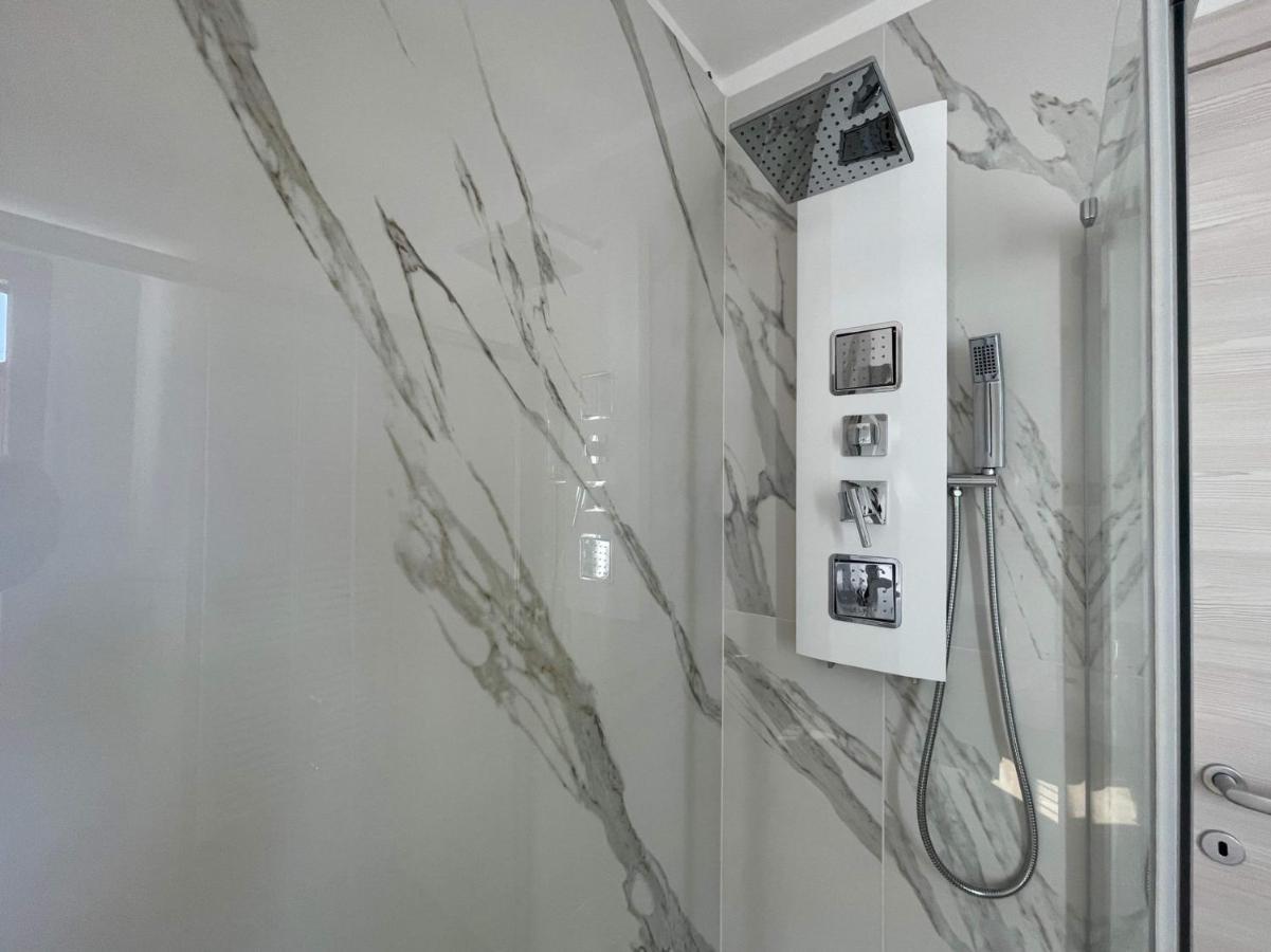 Novecento Luxury&Spa Residence 4 Stelle Montese Esterno foto