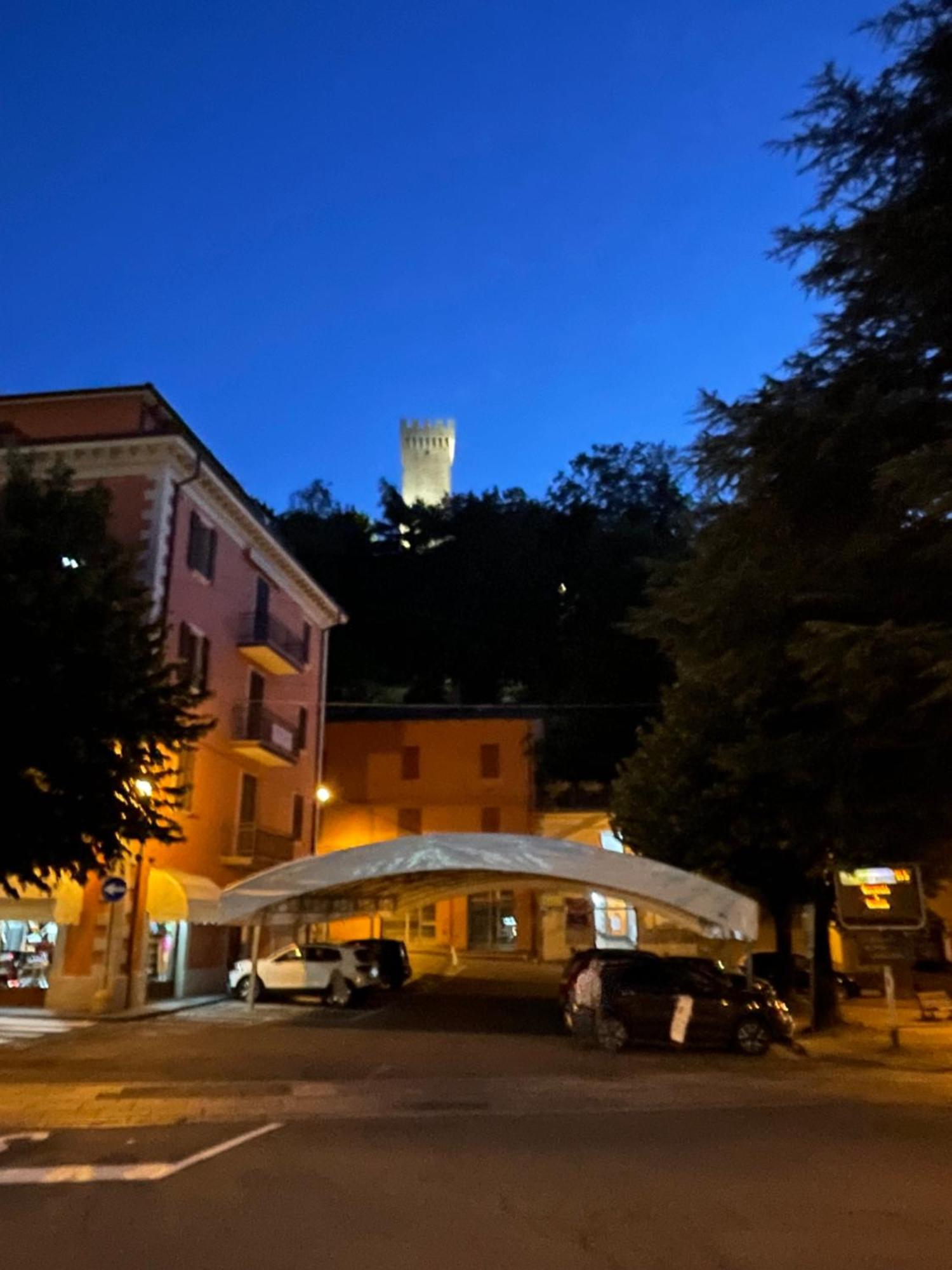Novecento Luxury&Spa Residence 4 Stelle Montese Esterno foto
