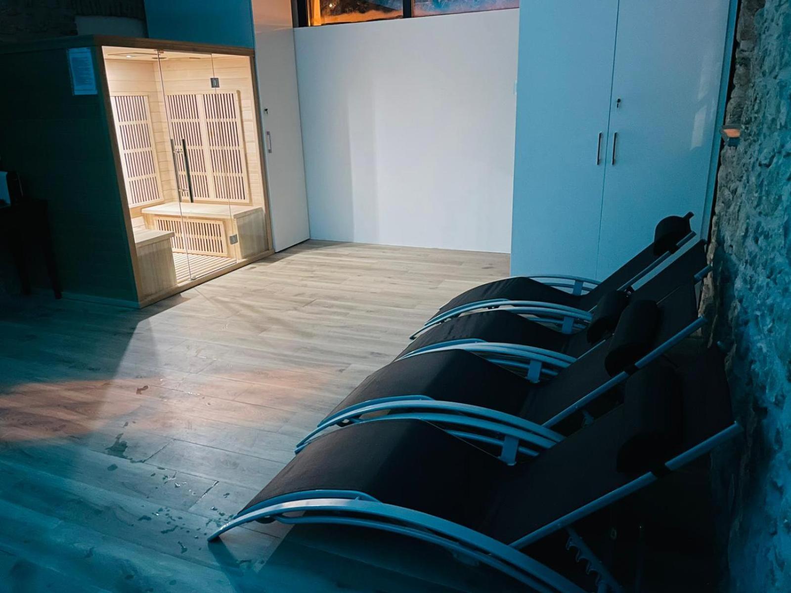 Novecento Luxury&Spa Residence 4 Stelle Montese Esterno foto